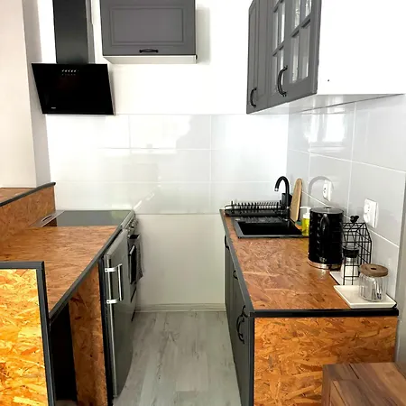 Totugdynia 7 *